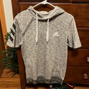 Short sleeve hoodie